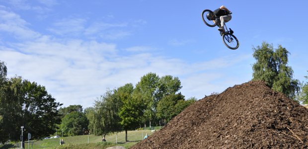 Cykelhopp i bikeparken. 